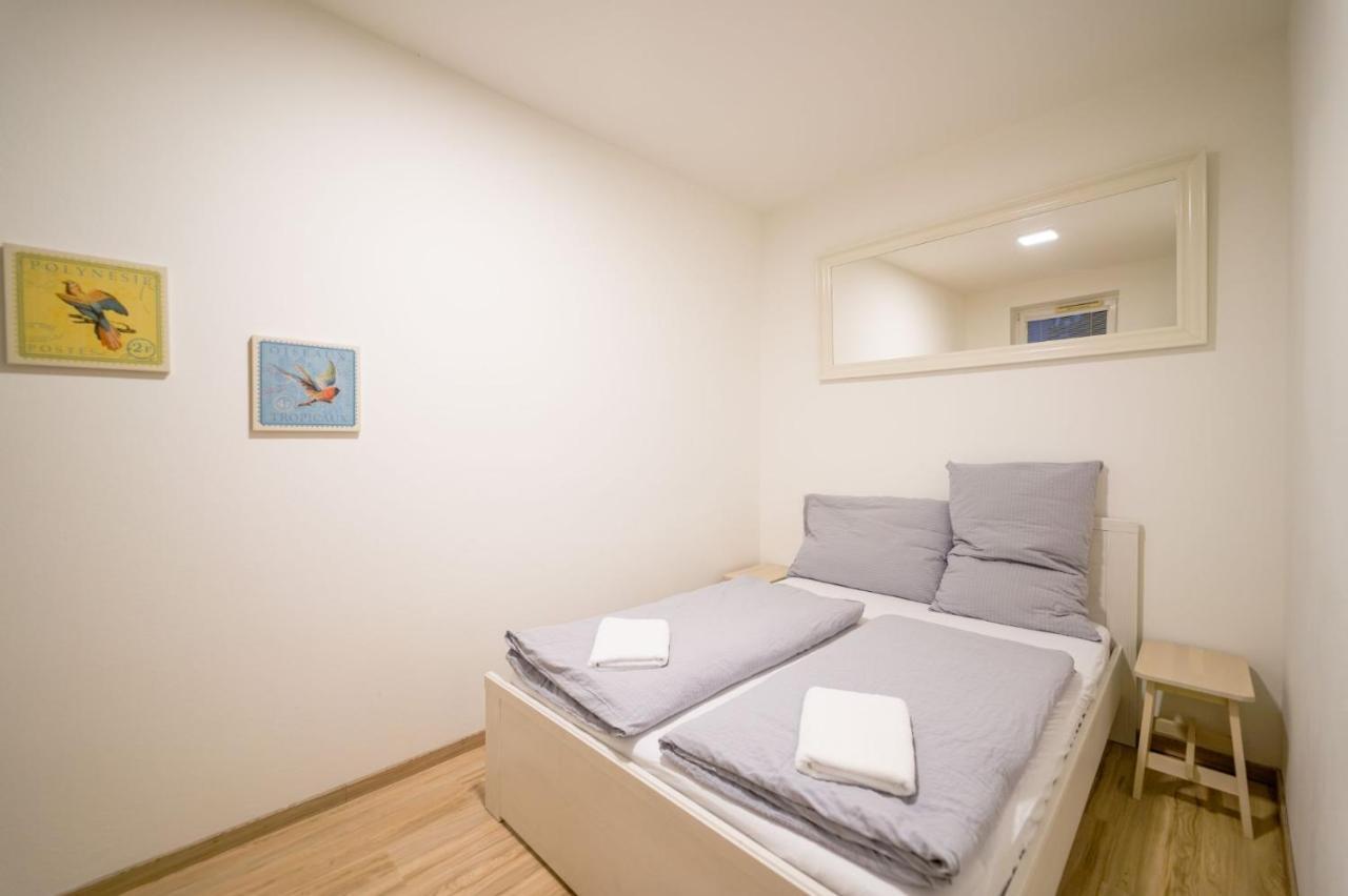 Vesna Convenient Apartment Братислава Екстериор снимка